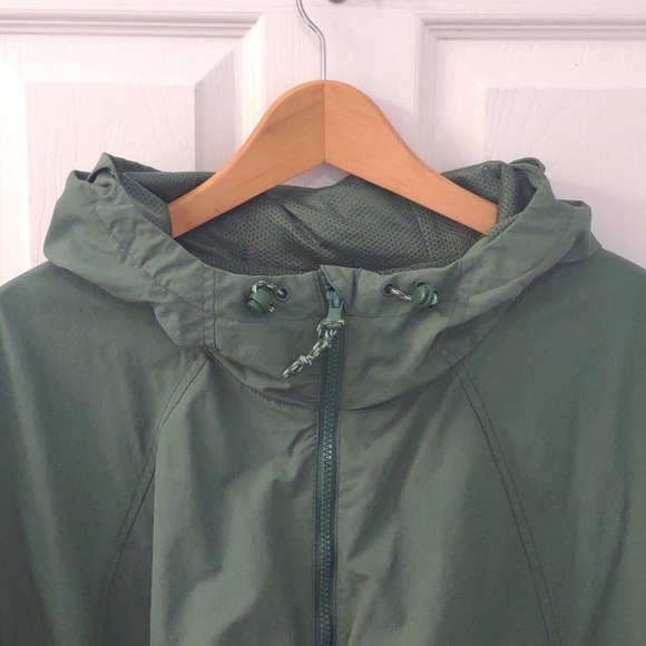 NWOT Old Navy Water-Resistant Performance Zip Jacket Silver Fern Size XXL - Picture 3 of 11